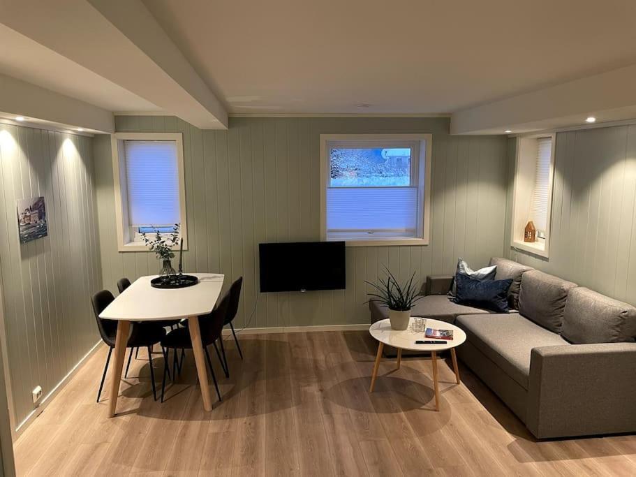 Lofoten - New Apartment, Close To Airport. レクネス エクステリア 写真